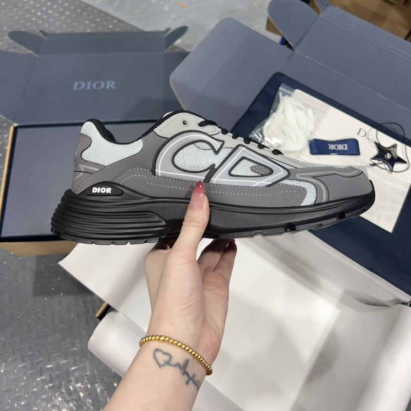 Dior Sneakers