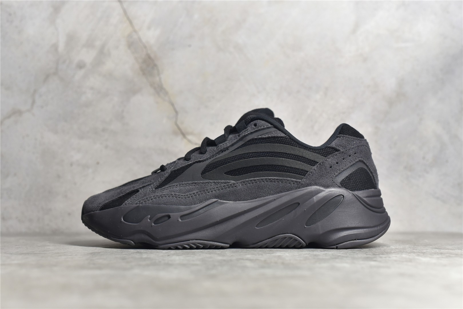 Yeezy Yeezy 700 Sneakers