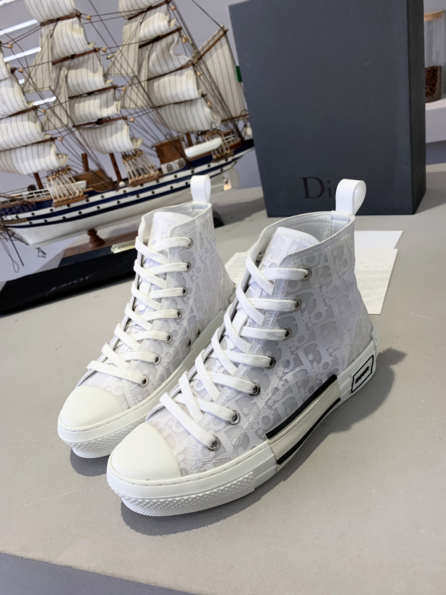 Dior Sneakers