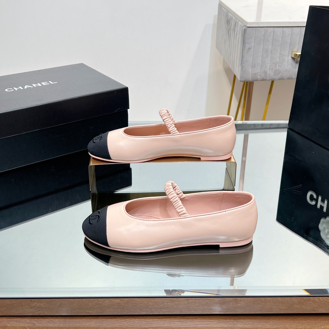 Chanel Sneakers