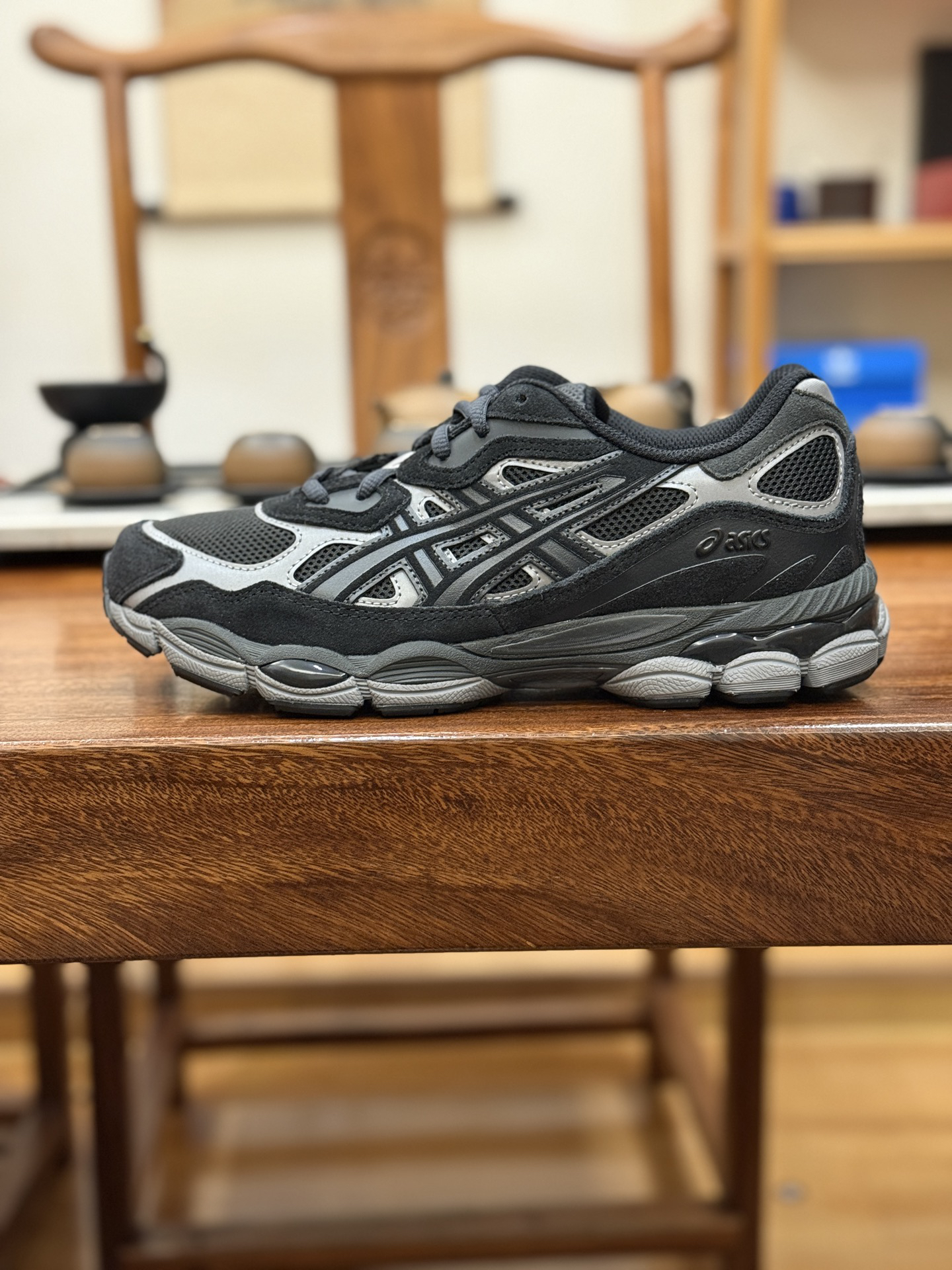 ASICS Gel-NYC Sneakers