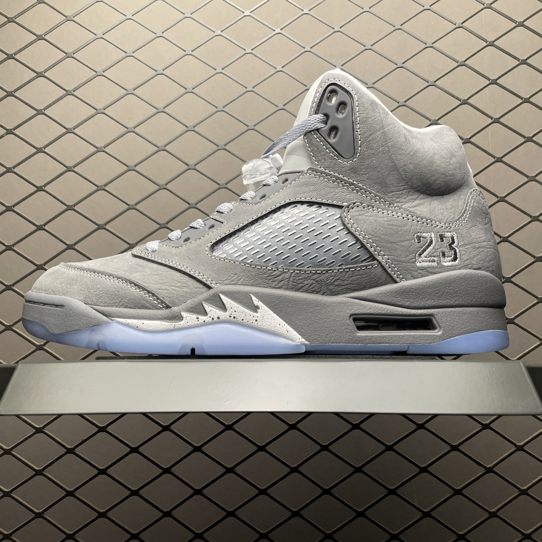 Jordan Air Jordan 5 Sneakers