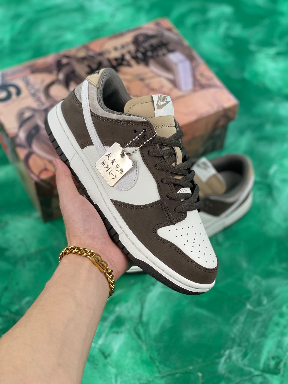 Nike Dunk Low Sneakers