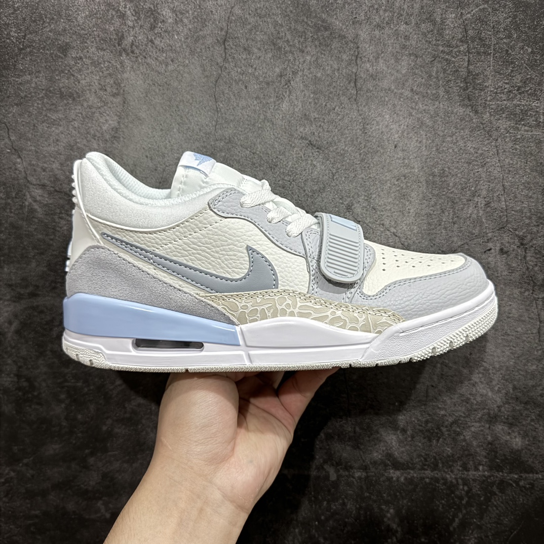 Jordan Air Jordan Low Sneakers