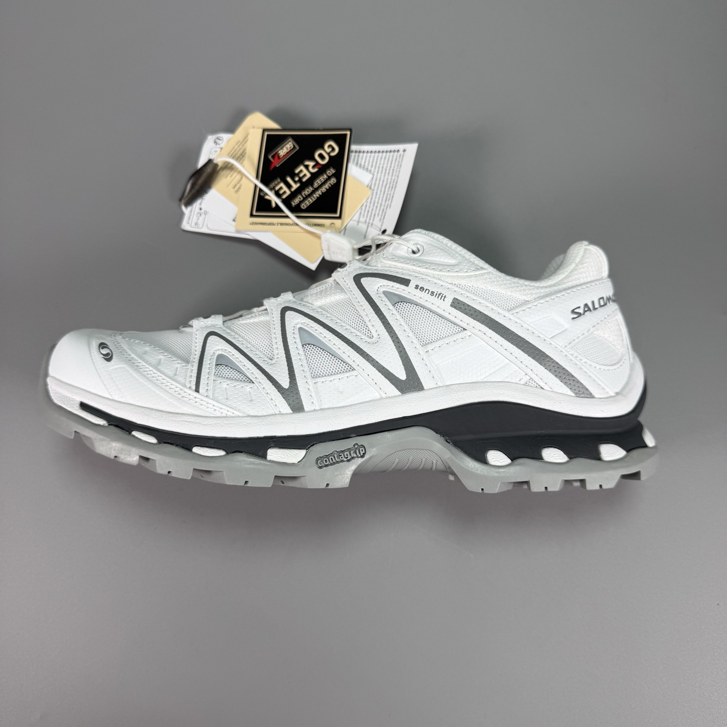 Salomon Sneakers