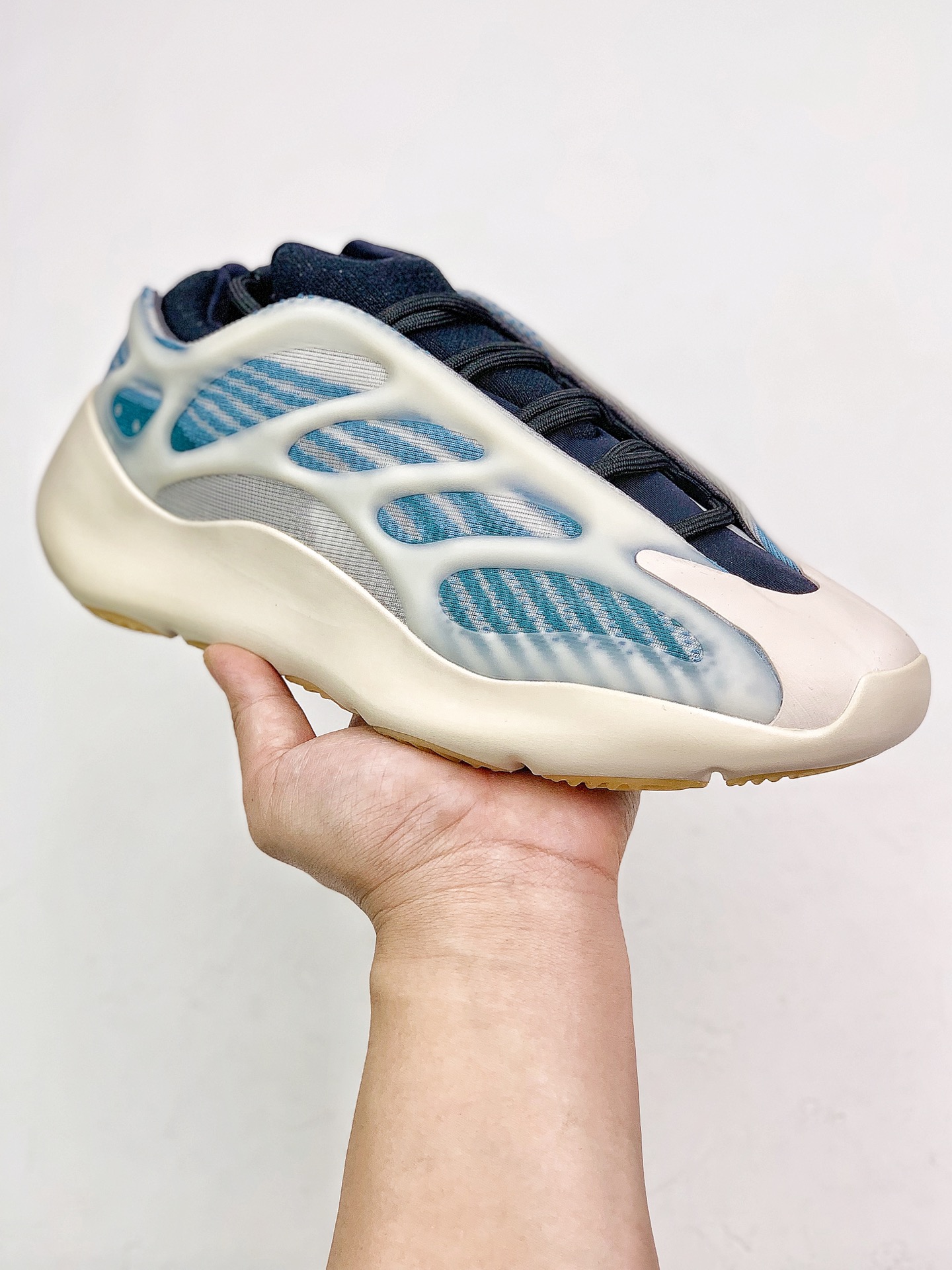 Yeezy Yeezy 700 Sneakers