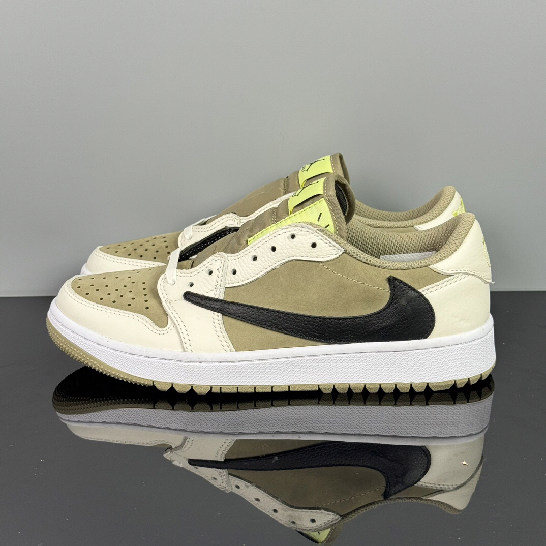 Jordan Air Jordan 1 Low Sneakers